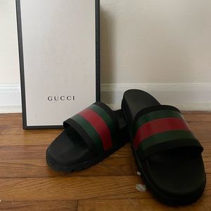 MENS GUCCI SLIDES! size 14